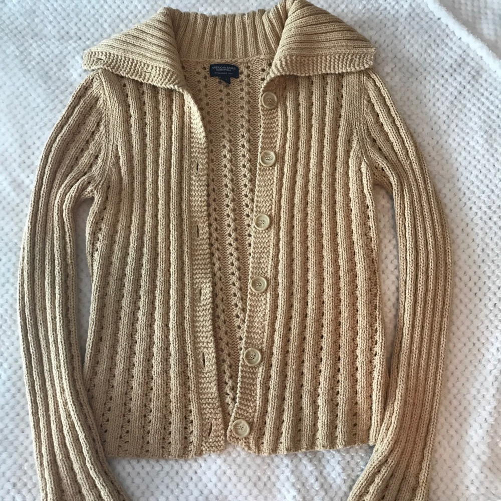 AE sweater